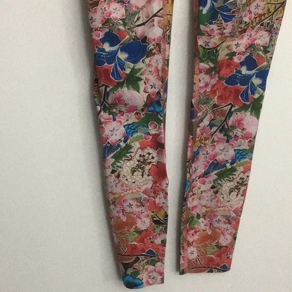 SEAWHEEZE '18 Fast & Free 7/8 Tight II Floral Millefiori Coral Cherry Blossom 4 - Picture 6 of 11